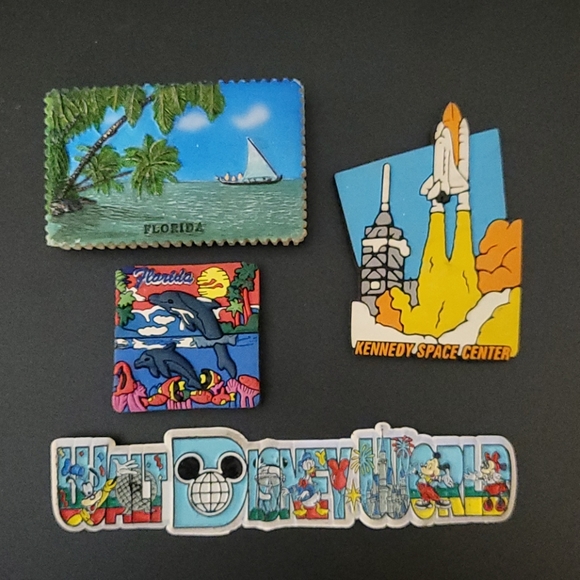 VTG Florida / Disney World refrigerator magnets - Picture 1 of 4